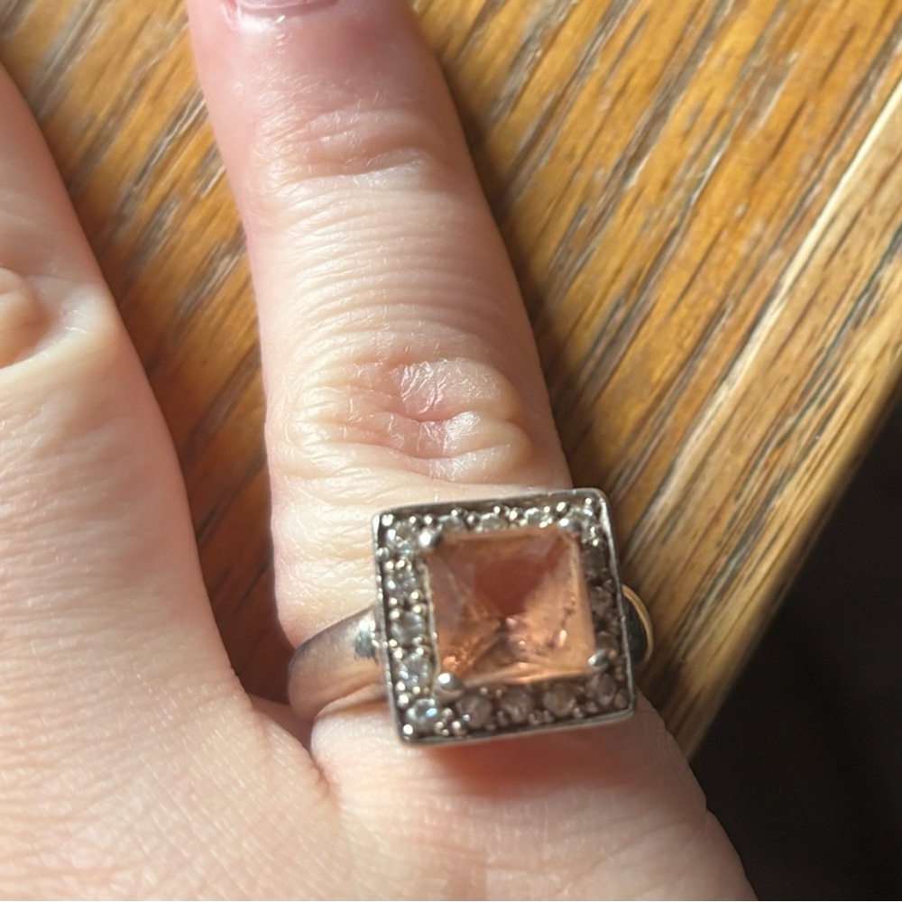 BEAUTIFUL PINK/LIGHT BROWN STONE RING
